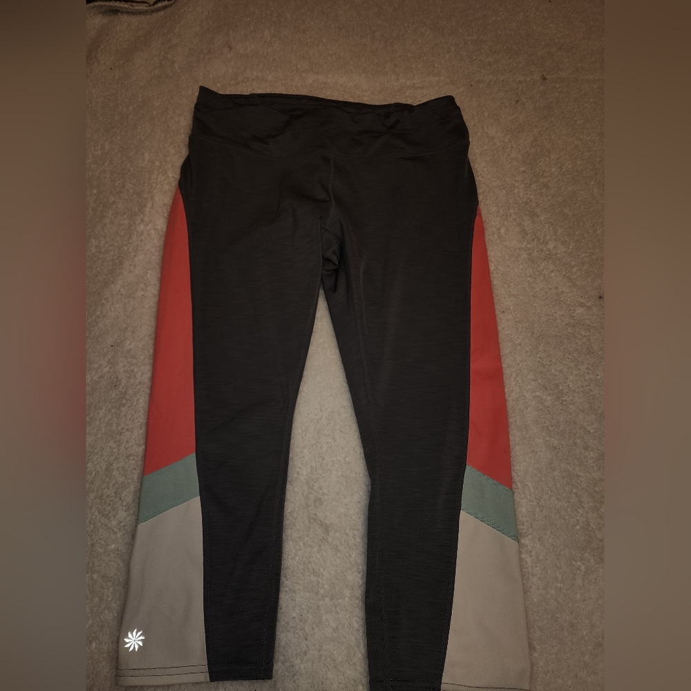Athleta Capri Leggings Womens Large Yoga Pants Back Stash Pocket Zipper